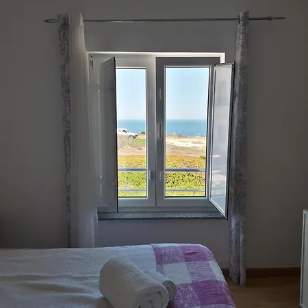 Casa Berlengas A Vista アパート ペニシェ